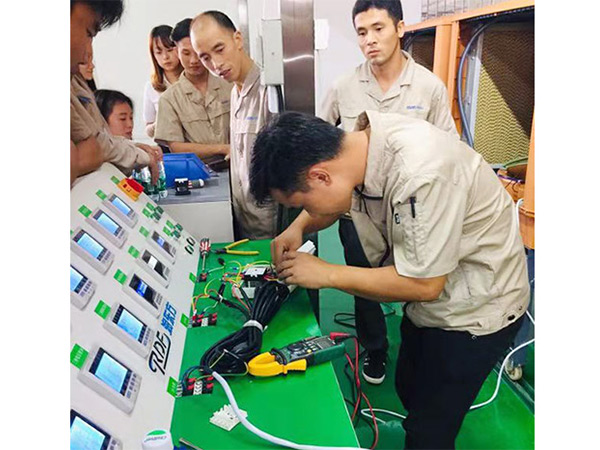 潤東方環(huán)?？照{(diào)配件測試