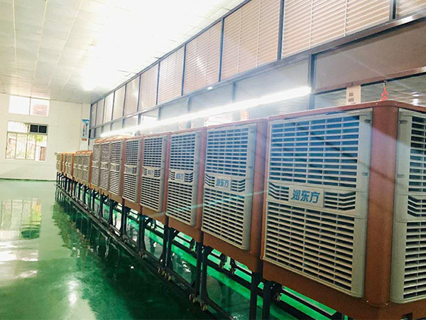 潤(rùn)東方環(huán)保空調(diào)現(xiàn)貨展示