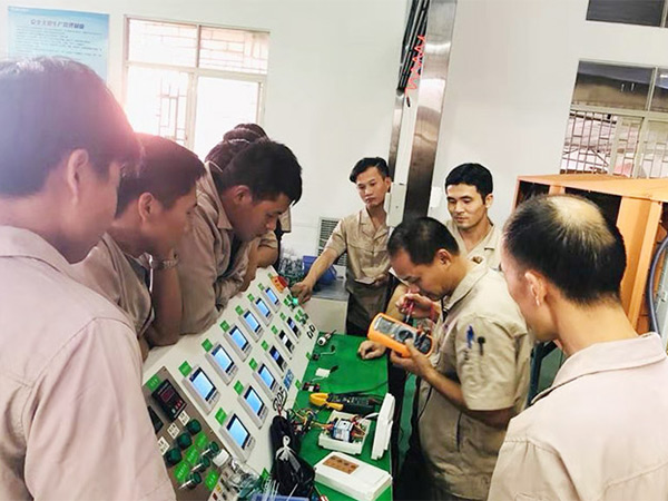 潤東方環(huán)?？照{(diào)團(tuán)隊學(xué)習(xí)